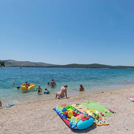 Lavandela Girandela 公寓 *