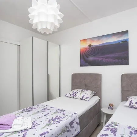 Apartment Lavandela Girandela Zaboric