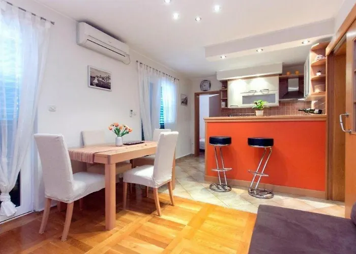 Lavandela Girandela *