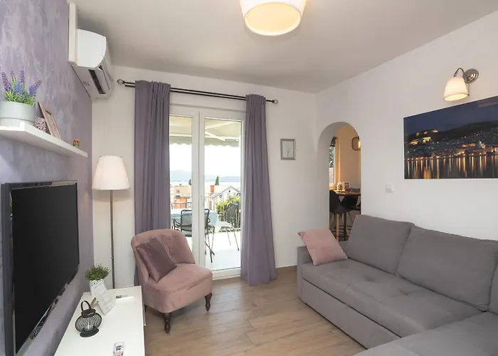 Lavandela Girandela Zaboric